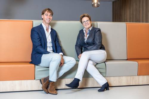 https://www.rijndam.nl/assets/uploads/images/medewerkers/20220622_fotomariekedelorijn_9237sm.jpg