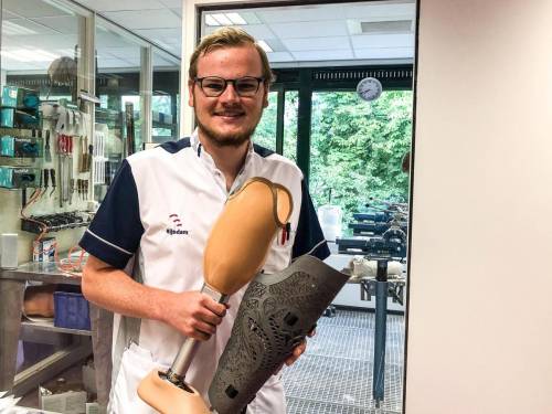 https://www.rijndam.nl/assets/uploads/images/medewerkers/Juul_Adriaense_orthopedisch_technoloog_Orthopedietechniek_ws.jpg