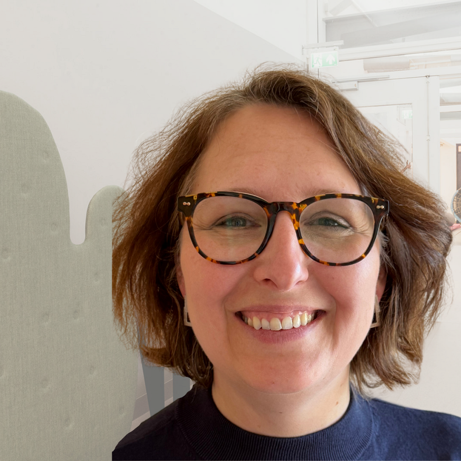 https://www.rijndam.nl/assets/uploads/images/medewerkers/Profielfoto_-_Bianca_Impelmans_-_kinderrevalidatie_artsen_3.png
