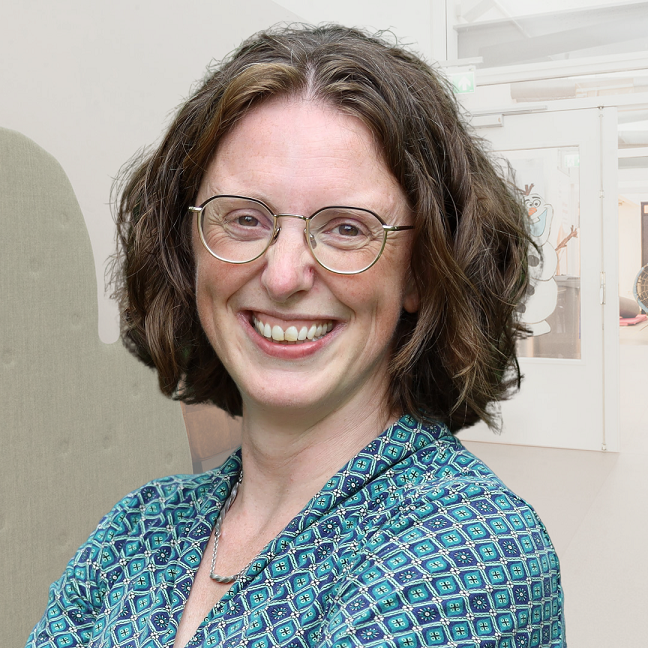 https://www.rijndam.nl/assets/uploads/images/medewerkers/Profielfoto_Laura_-_vierkant_-_kinderrevalidatie_artsen_klein.png