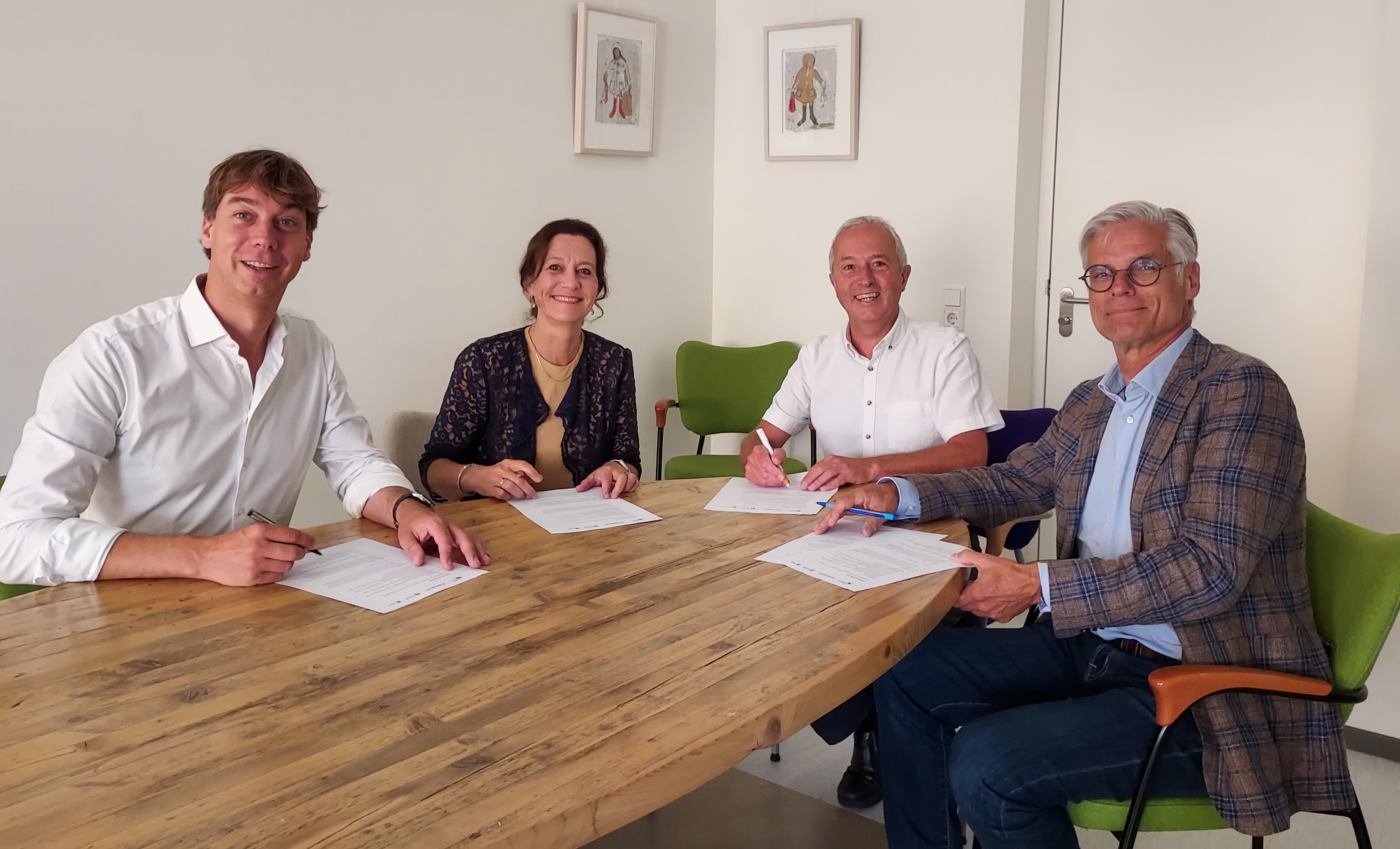 https://www.rijndam.nl/assets/uploads/images/Netwerk_Pijnrevalidatie_Nederland.jpg